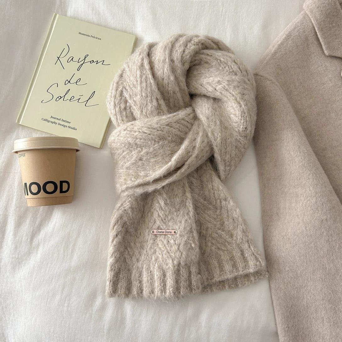 Imagination Hunt Wool Cable Knit Scarf additional product photo
